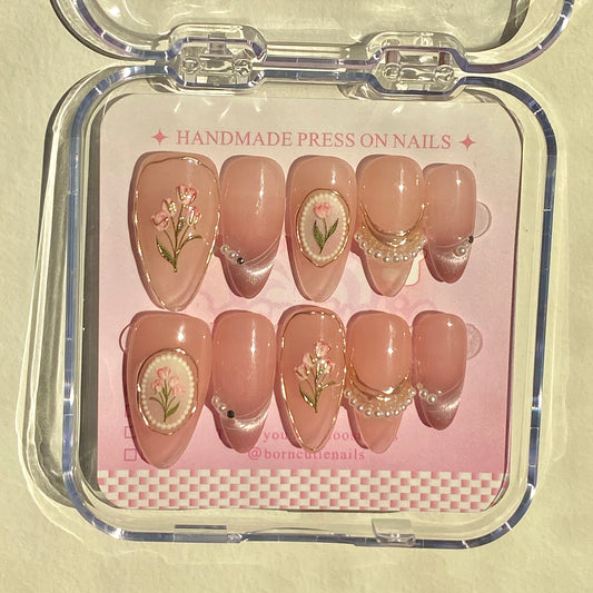 Delicate Perle de Fleur - Born Cutie